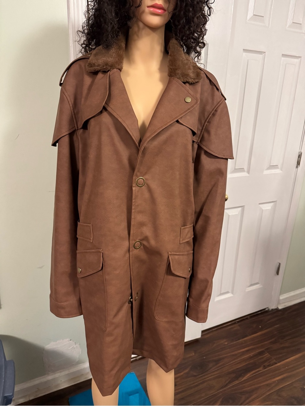Classic Brown Men's Trench Coat with Faux Fur Collar